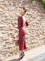 组图：韩星金娜英香港拍写真大气拉风前卫摩登