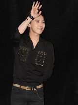 高清图：G-dragon单独演唱会电影版首映会