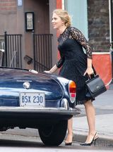 组图：马修麦康纳携手斯嘉丽 演绎老马丁广告片