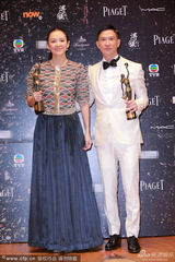 组图：章子怡夺影后大哭 心中最佳男主是梁朝伟