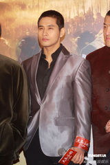 幻灯：成龙携《大兵小将》柏林归来 首映过后拍新片 