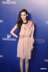 组图：黄立行否认与徐静蕾婚讯 称妨碍结识新女生