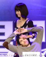 高清图：韩星裴斗娜被曝与吉姆-斯特吉斯交往