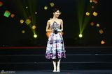 组图：刘诗诗收获2013新浪微博之夜Queen称号