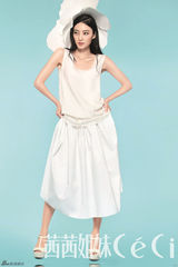 组图：王丽坤《Ceci姐妹》素雅洁净如百合