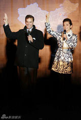 幻灯：李冰冰见证地球一小时 为故宫神武门熄灯