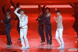 组图：东方神起开唱 劲歌热舞粉丝high不停