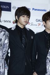 独家高清：李玹雨郑宇等亮相亚洲模特颁奖典礼