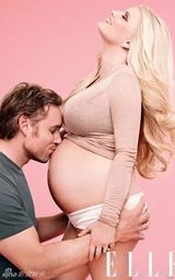 组图：杰西卡辛普森挺大肚全裸拍杂志秀恩爱