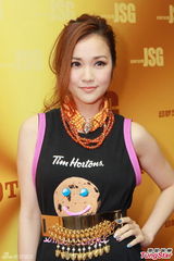 组图：薛凯琪否认与无线不和 愿各台互相爱护