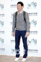 组图：韩星车承桓金艺芬举行婚礼众星祝贺