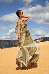 组图:巴西名模米歇尔沙漠写真烈日下秀健美胴体