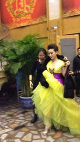 组图：探秘央视春晚第三次联排 众星云集