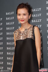 组图：张静初期待浪漫异国恋 高以翔力挺小S