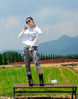 高清图：杨千嬅东京拍摄特辑 林夕深宵在厕所填词