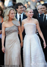 幻灯图集：《公平游戏》首映 娜奥米-瓦茨白色长裙