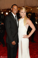 高清图：大都会朋克派对众星个性礼服狂野性感