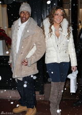 高清组图：玛利亚-凯莉和老公购物过圣诞