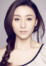 组图：周庭伊氧气写真无心机 混血美女别样风情