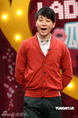 幻灯图：李念自曝与男友恩爱 李欣汝保剑锋录节目