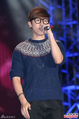 组图：严爵挑战唱跳险破音 林俊杰压轴热舞