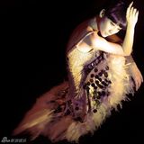 高清组图：柳岩跨界拍MV 露背妖娆演绎复古迷离