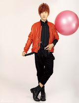 组图：偶像男团0086拍时尚大片 朝气十足显帅气