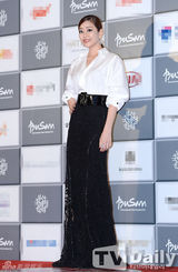 组图：群星闪耀第18届釜山国际电影节红地毯