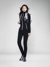 高清组图：全智贤户外写真展帅气健康魅力