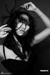 幻灯图集：李玟为演唱会节食 过年放弃最爱年糕