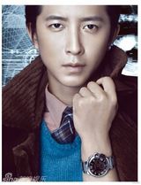 组图：韩庚登香港杂志封面 演绎超时代感未来战士