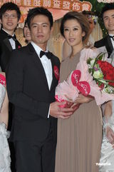 组图：谢婷婷安志杰甜蜜秀 对霆锋柏芝复合不表态