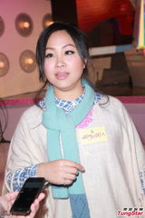 组图：杨诗敏情人节有约 许亦妮信一见钟情