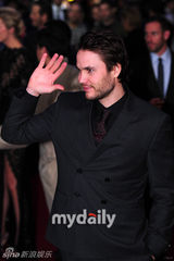 组图：布鲁克林-戴可儿等赴韩国宣传新片《战舰》