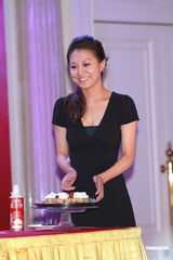 组图：候选港姐才艺表演 梁丽翘胜出旅行大使冠军