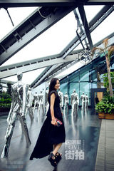 明星爱街拍7月合辑：分享仲夏浪漫色彩