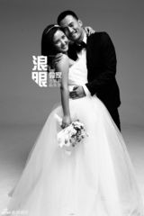 独家：何洁赫子铭再曝婚纱照 并肩骑马甜蜜拥吻