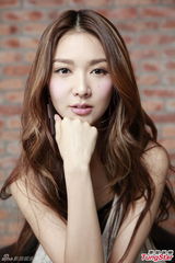 组图：薛凯琪最看重爱情 自曝享受暗恋