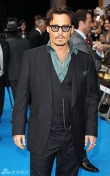 高清：《加勒比海盗4》英国首映 德普克鲁斯黑白配