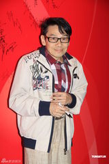 组图：中国电影展晚宴群星璀璨 秦海璐温碧霞拼性感