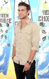 高清组图：《绯闻女孩》男星切斯-克劳福微笑迷人