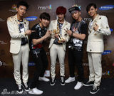 组图：SJ席卷金唱片颁奖礼 EXO获新人奖