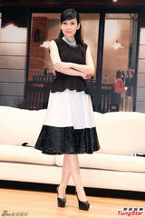 组图：周慧敏否认婚变：我跟老公感情相当好