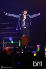 组图：任昌丁玄振英等献唱《青春之夜2》演唱会