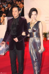 组图：第28届金鸡奖红毯 群星云集女星美艳男星帅气