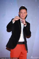 组图：张家辉帅气西装与激战演员一同现身