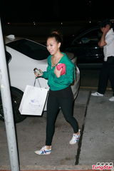 组图：洪天明爱子百日宴 群星好友送礼道贺