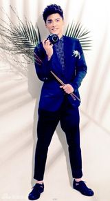 组图：李易峰拍杂志写真 时尚个性释放活力