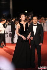 组图：隋棠黑裙爆乳装性感亮相 双球呼之欲出