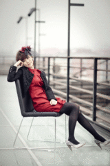 幻灯图集：海清休闲写真曝光 随性旅途享受生活 